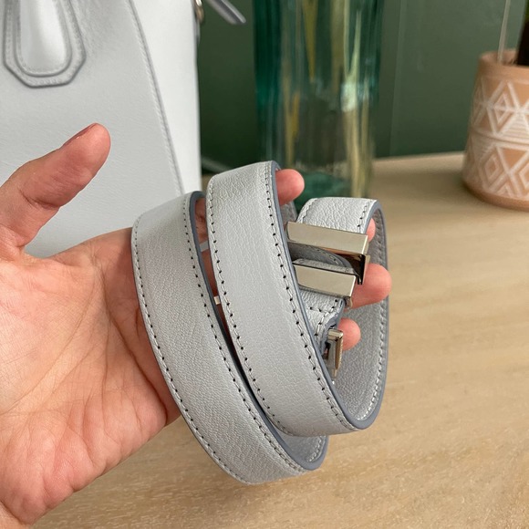 Givenchy Antigona Small Blue Sugar Satchel Bag - Picture 3 of 12